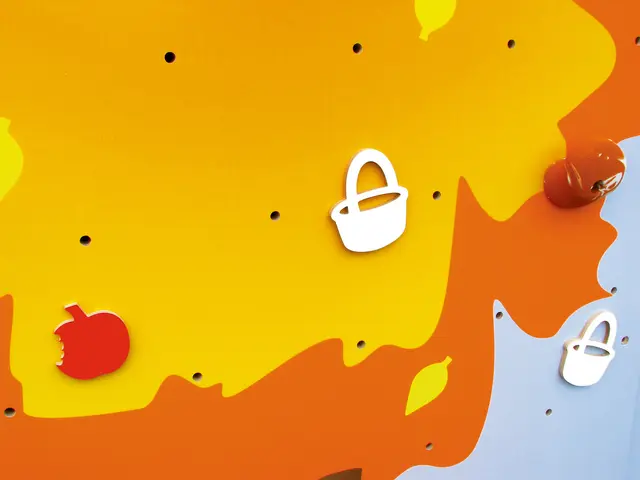 Klatrevegg høst B123 x D2 x H246 cm 