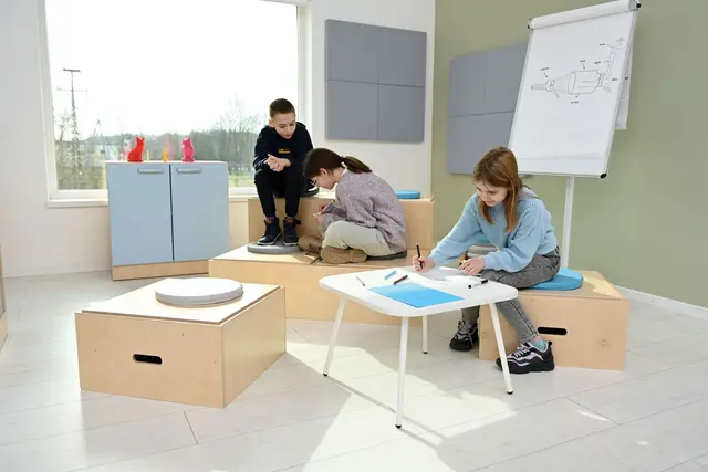 Moddi podie dobbel B120 x D60 x H30 cm 