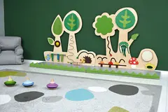 Skog motorikktavle I B131 x H118 cm