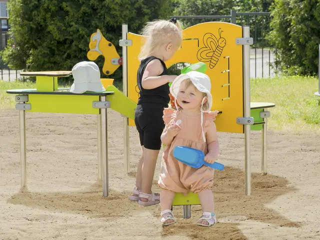 Milo sandbord 1 L132 x B126 x H89 cm 