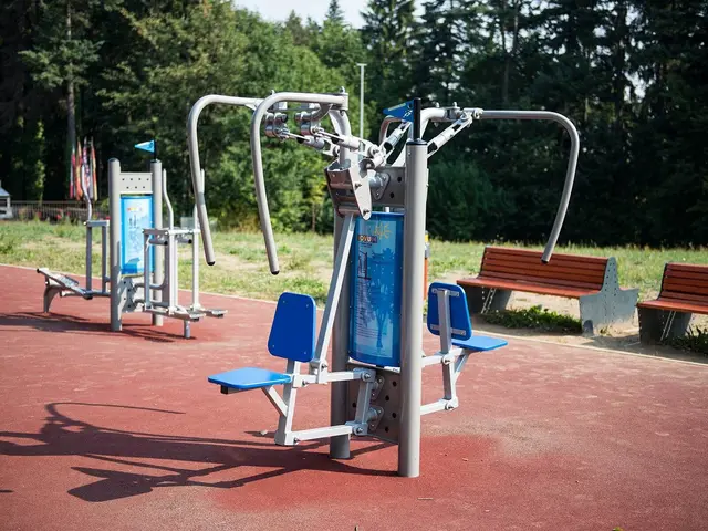 Intensiv butterfly trenings apparat. H204 x B62 x D115 cm 