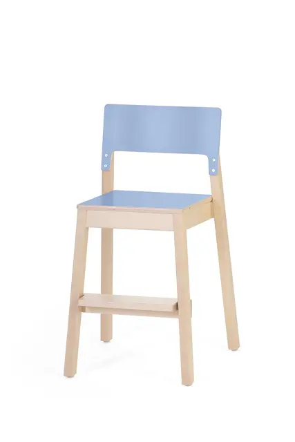 Mio stol med fotbrett lys blå SH50 cm 