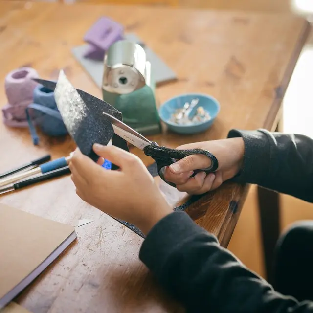 Fiskars skolesaks L18 cm 