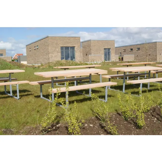 Core utebord med benker L200 x B150 x H74 cm 