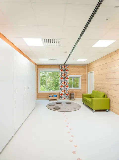 Sengeskap B70 x D42 x H230 cm 