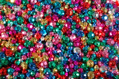 Plastperler fasettformet Ø8-12 mm, 500 g 