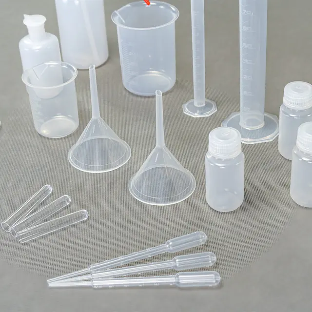 Laboratorieutstyr 20 deler 