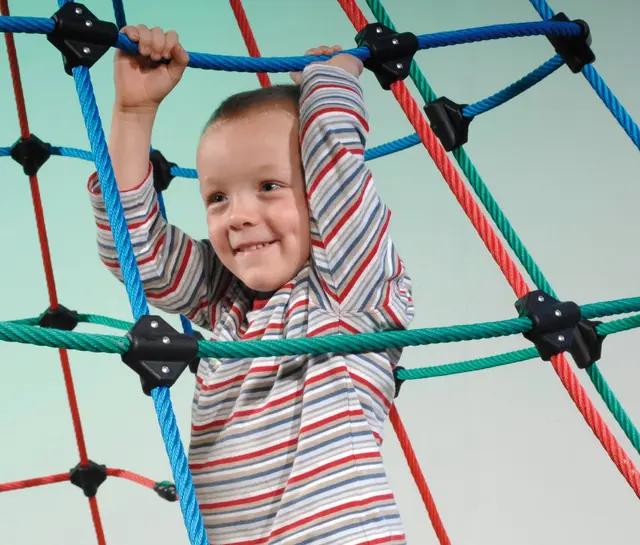 Klatrenett pyramide L235 x B235 x H300 cm 