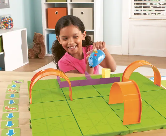 Code and go robotmus aktivitetsett 82 deler 