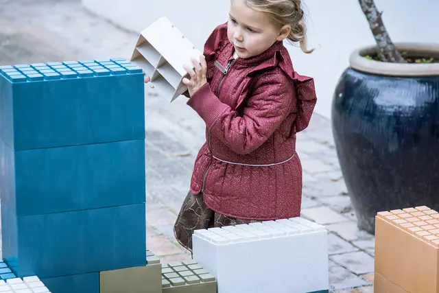 Uteklosser blå og grå L30 x B15 x H15,9 cm, 26 stk 