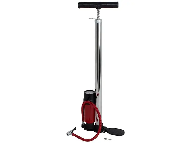 Fotpumpe med manometer 