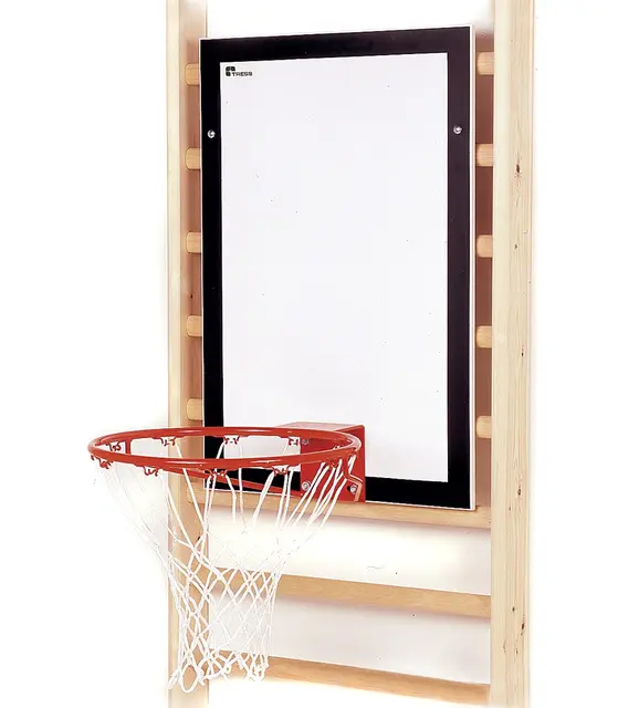 Basketballplate for ribbevegg 