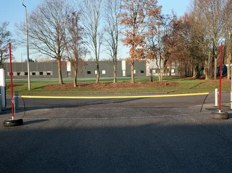 Badminton- og volleyballstativ 