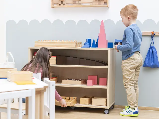 Montessori-læringsmateriell basic B95 x D41 x H73 cm 