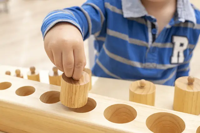 Montesorri sylinder sett 44 deler 