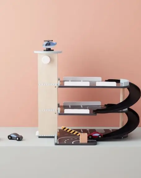 Aiden parkeringshus L52 x B31 x H45 cm 