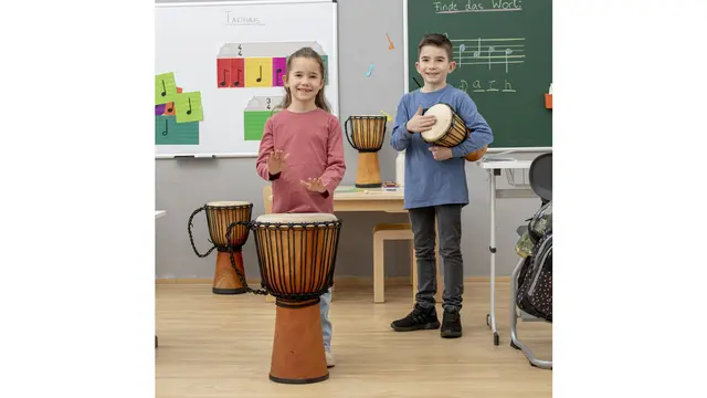 Djembe Ø18 cm, H30 cm 