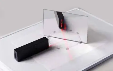 Lommelykter med fargerstråler Rød, blå og gul 