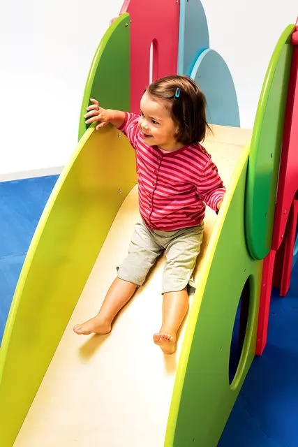 Aktivitetssenter Trapp, platform, sklie og matte 