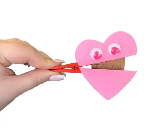 Selvklebende hjerter og stjerner Ø10 - 20  mm, 200 stk 