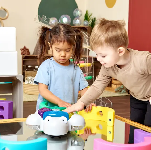 Glow & Go Bot L29 x B27 x H10 cm 