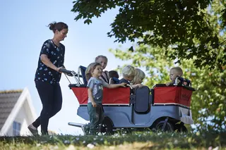 Turtle barnebuss med 6 seter L175 x B75 x H105 cm