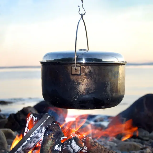Leirgryte med låsbar bøyle 9,2 l 