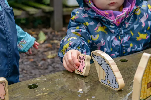 Tre små griser figurer 7 stk 