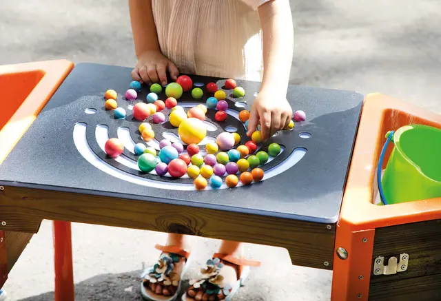 Aktivitetsbord 5 deler 