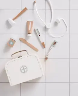 Doktorsett i tre 8 deler