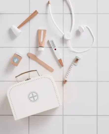 Doktorsett i tre 8 deler 