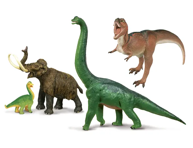 Forhistoriske dyr 4 stk 