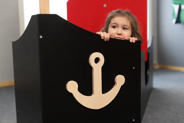 Piratskip L120 x B80 x H100 cm 