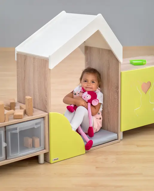 Educasa lekehus mini B66 x D44 x H99 cm 