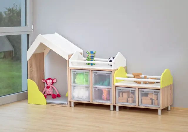 Educasa lekehus mini B66 x D44 x H99 cm 