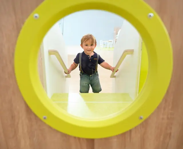 Educasa lekeborg B163 x D163 x  H121 cm 