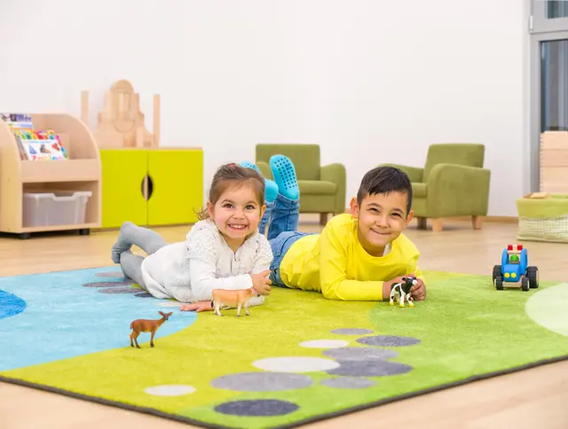 Leketeppe landskap L200 x B200 cm 