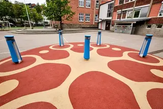 Helstøpt fallunderlag EPDM Fallhøyde 150 cm