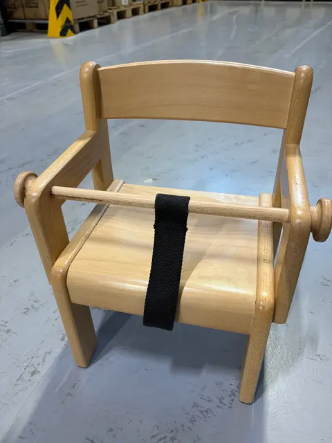 Marius stol med armlener og bøyle bøk H22 cm 