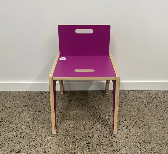 Stol rosa B33 x D25 x H51 cm, sittehøyde 33 cm 