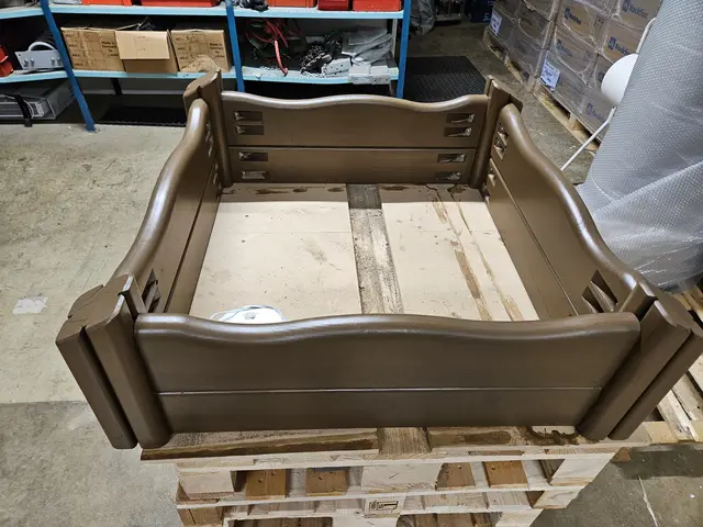 Flora plantekasse L89 x B89 x H32 cm 