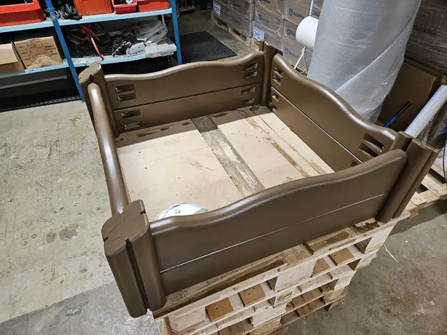 Flora plantekasse L89 x B89 x H32 cm 