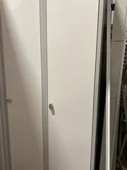 SMG garderobeskap 2 rom med hvit d&#248;r B80 x D55 x H175 cm