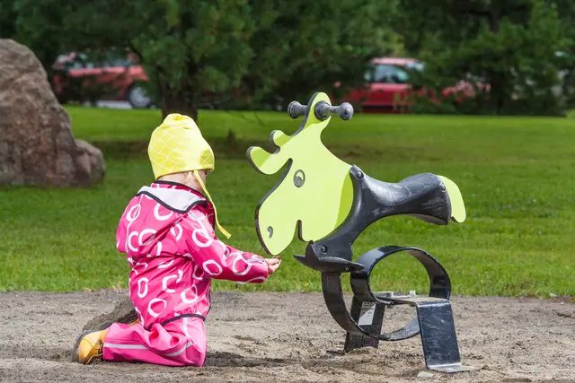 Finno Vippe elg L77 x B59 x H79 cm 