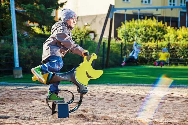 Finno Vippe snegle L83 x B59 x H79 cm 