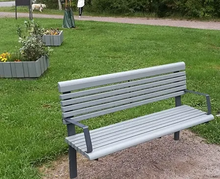 Park Place senior benk med rygg L160 x B75 x H100 cm 