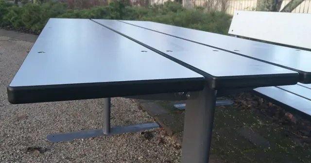 Park Finno laminat bord L140 x B68,5 x H75 cm 