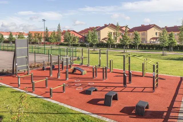 Fitness Park M L2100 x B1390 x H412 cm 