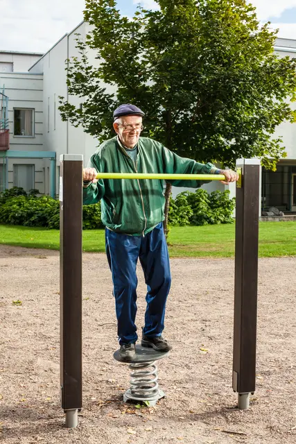 Senior sport balance spring mørkbr./lime L130 x B62 x H166 cm 