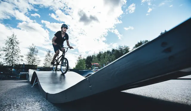 Pumptrack S L1620 x B640 x H98 cm 